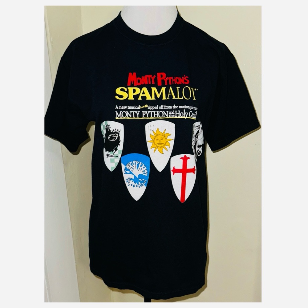 Vintage Y2K Monty Python’s Spamalot Musical Tee Shirt, Unisex Sz M